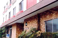 ビジネスホテル エンペラー