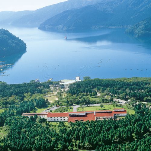 小田急箱根レイクホテルの写真1