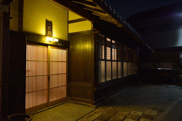 琥珀-AMBER-鎌倉・材木座の写真1