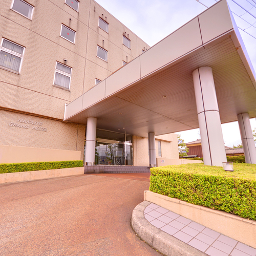 中条グランドホテルの写真1