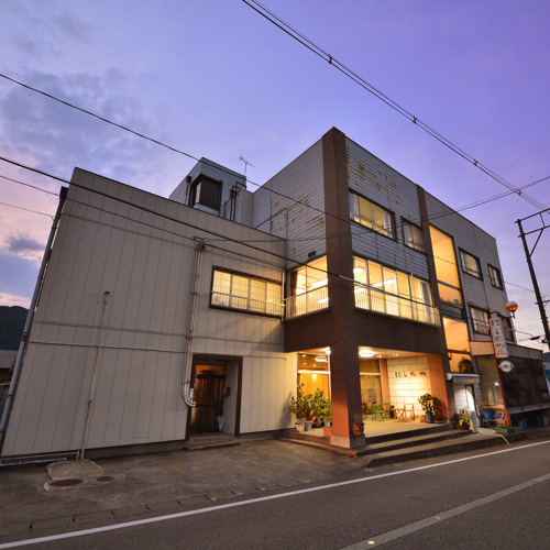 にしのやの写真1