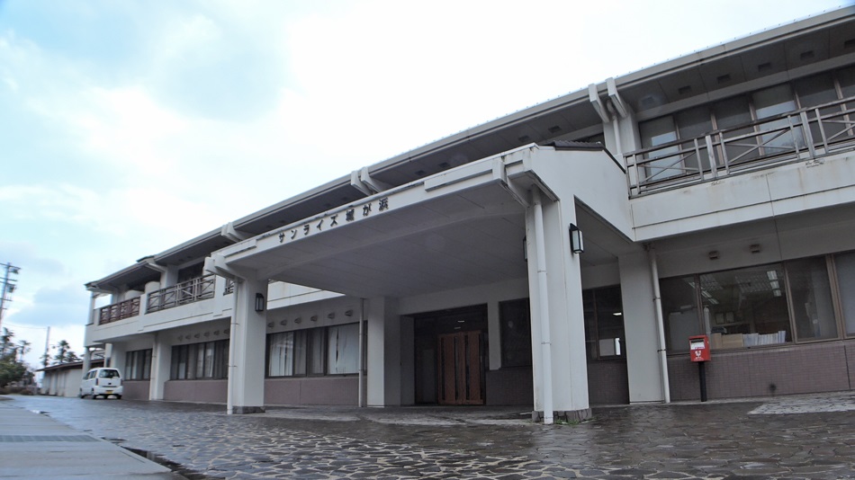 サンライズ城が浜 <佐渡島>の写真1