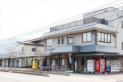 料理旅館 ドライブイン きんかいの写真1