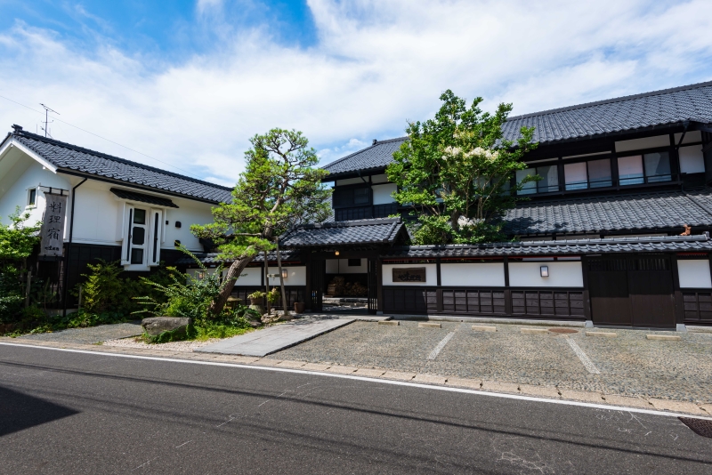 古民家の宿 料理宿やまざきの写真1