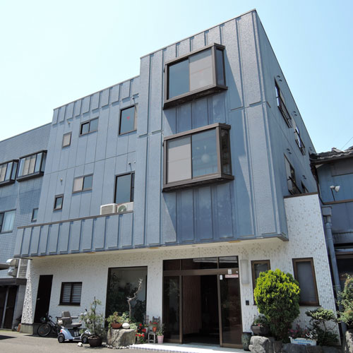 漁師の宿 かつみ屋の写真1