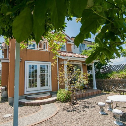 海辺のお宿 波の音の写真1