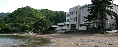 渚に建つ 海鮮の宿 水月の写真1