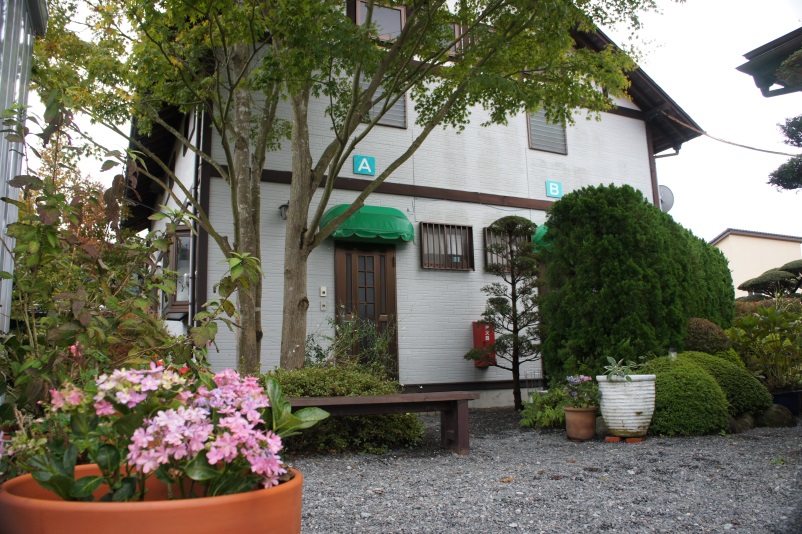 ハーブの里コテージの写真1