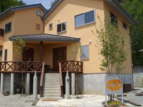 オレンジ・キャビンの写真1