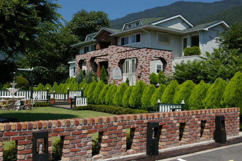 ファミリー&リゾートペンション ペイネの写真1