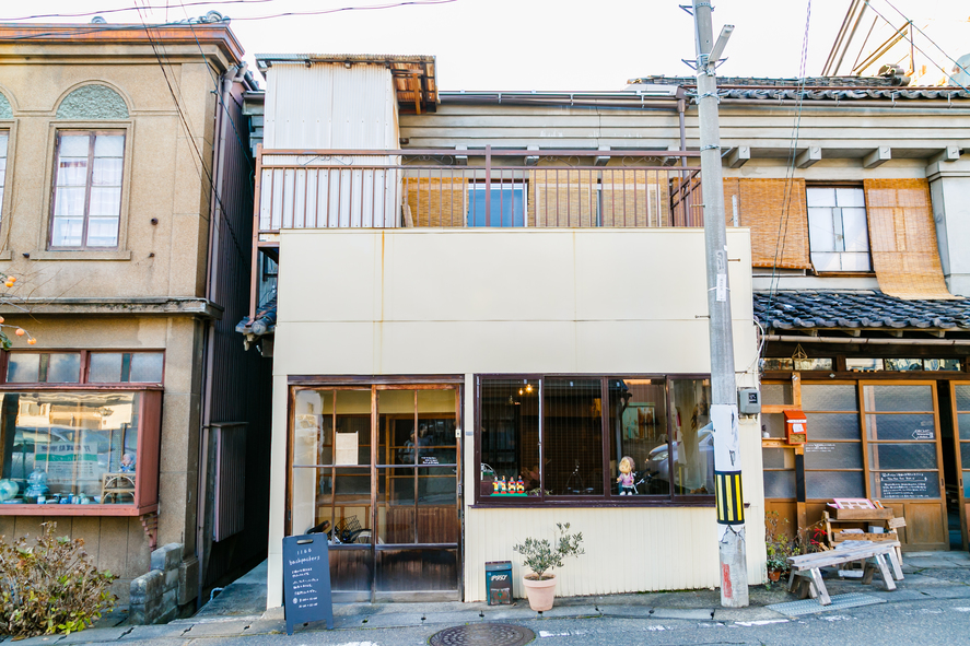 1166 バックパッカーズの写真1