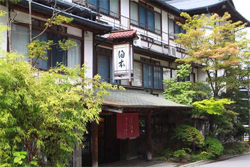 湯田中温泉 湯田中湯本の写真1