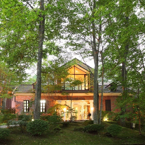 ホテル バーモラル軽井沢の写真1