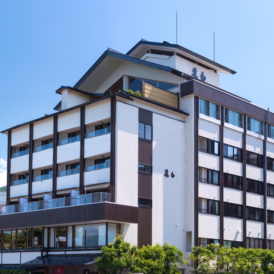 上諏訪温泉 双泉の宿 朱白の写真1