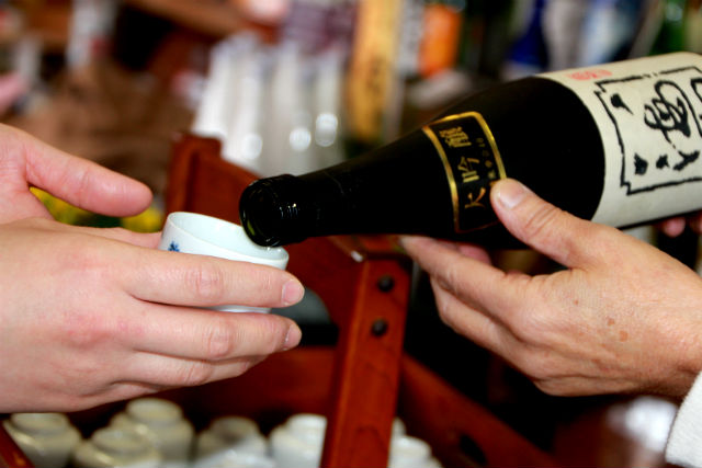 酒の新茶屋の写真1