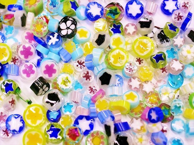 蜻蛉玉 丙午の写真1