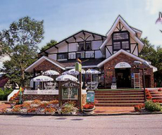 ペンション カルナージュ&ザ・アルパイングリルの写真1