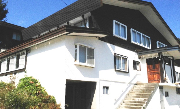 栂池高原ゲストハウス シャトレ・山彦の写真1