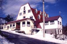 ヒュッテ三千呎の写真1