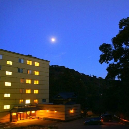 熱海ホテルパイプのけむりの写真1