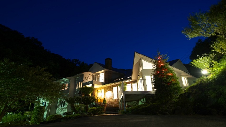 マストランプ 源泉掛け流しの小さなホテルの写真1