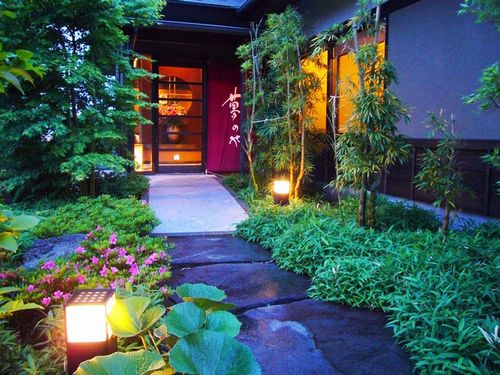 海を臨む全室半露天風呂付 離れ御宿 夢のやの写真1