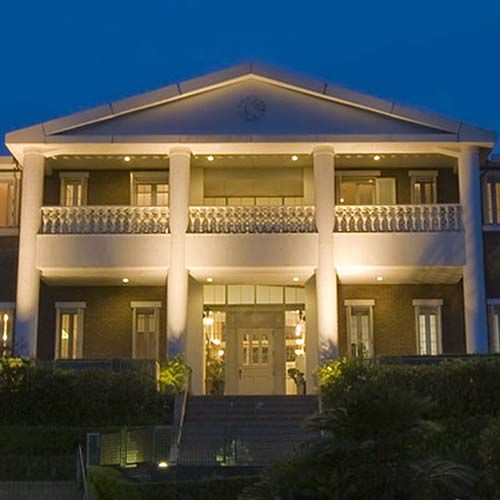 ペット連れ専用 理想郷 迎賓館の写真1