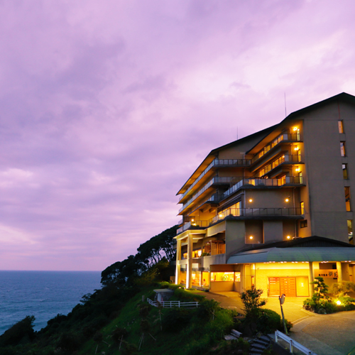高台から海を望む 絶景の宿 伊豆・熱川温泉 粋光の写真1