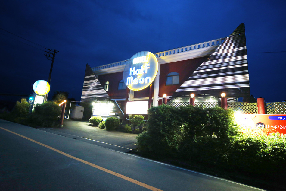 HOTEL ハーフムーンの写真1