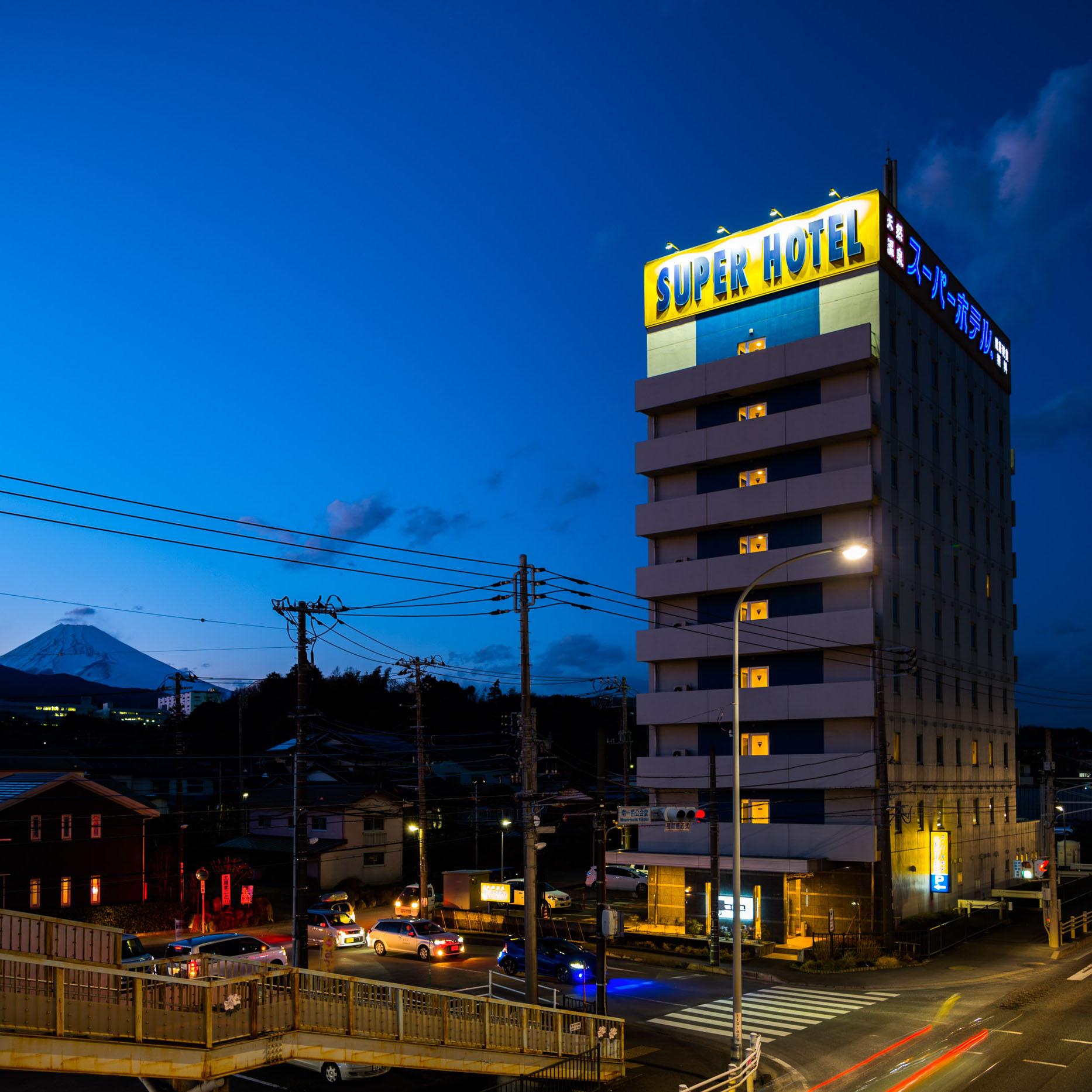 スーパーホテル長泉・沼津インターの写真1