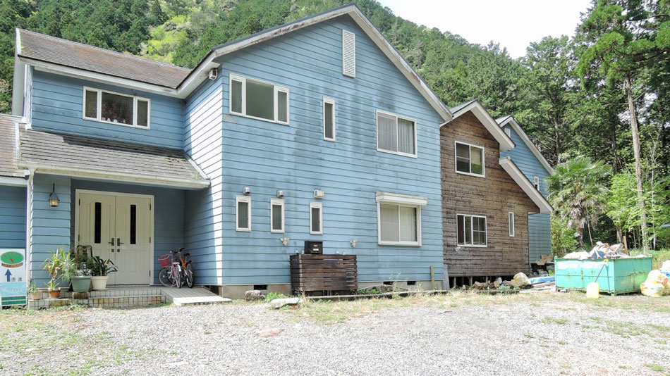 ペンション AKA-TOMBOの写真1