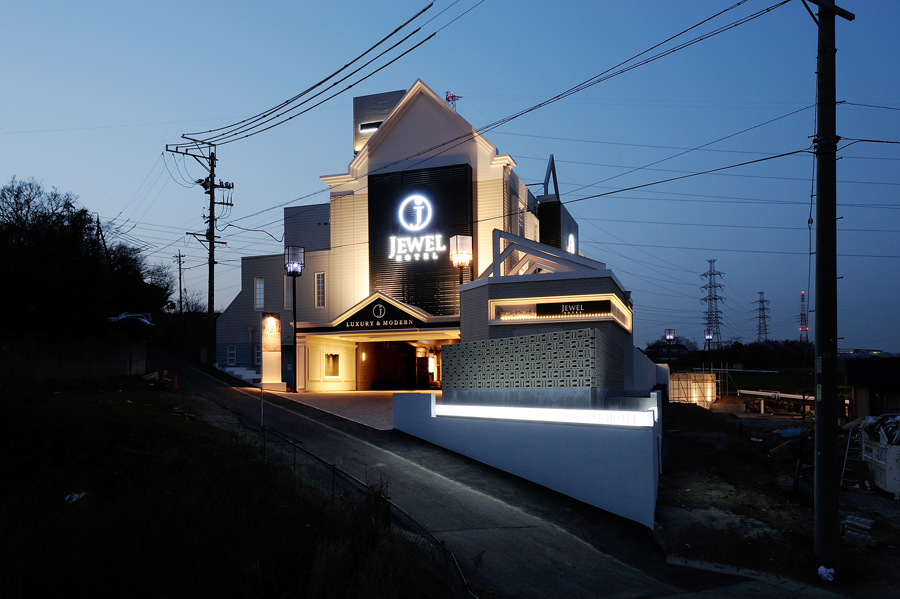 JEWEL HOTEL ―LUXURY&MODERN―の写真1