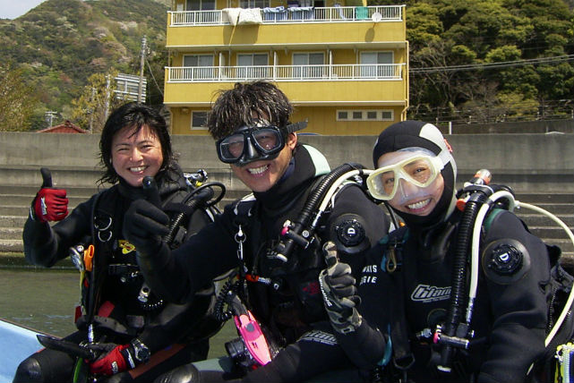 安良里マリンの写真1