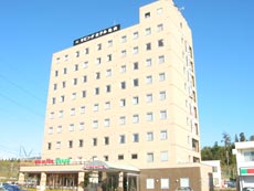 リビングホテル亀山の写真1