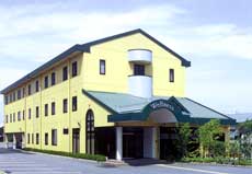 ビジネスホテル ウェルネスの写真1