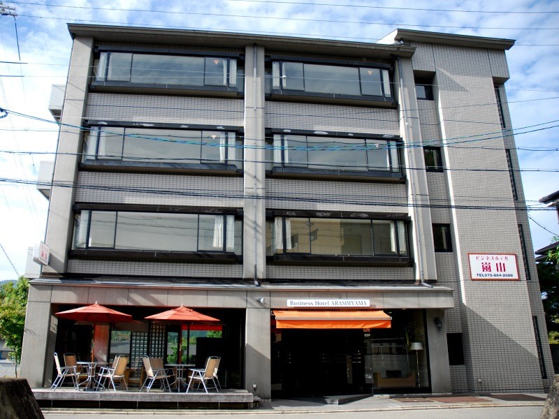 ホテル嵐山の写真1