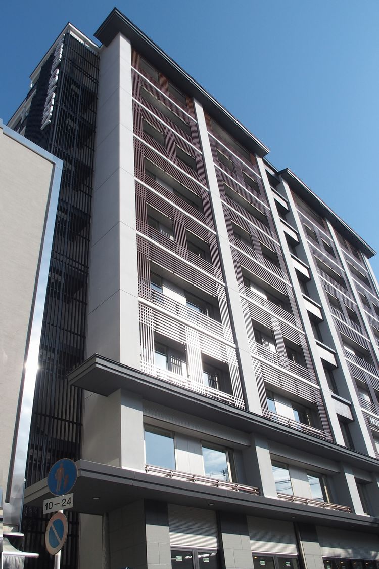 ホテルグレイスリー京都三条の写真1