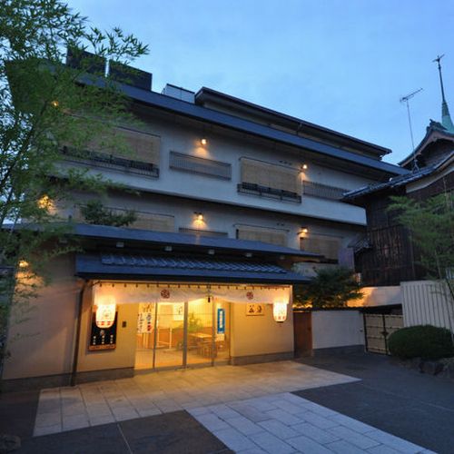 料理旅館 花楽の写真1