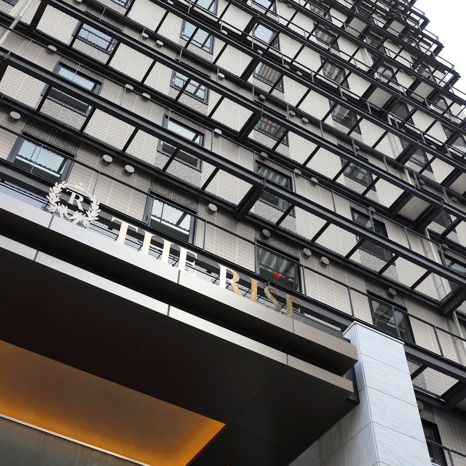 ライズホテル大阪北新地の写真1