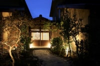 里山の宿 薪の音