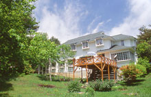 八ヶ岳南麓 ペンション森の椅子