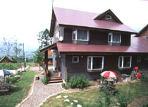 ペンション 森のかくれんぼう