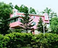 ペンション スノーラクーン