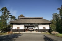 諏訪湖の森 四季亭