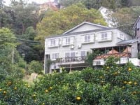 ペンション りんうっど