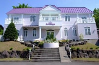 伊豆高原 猫のいるお宿 プチホテル フロマージュ