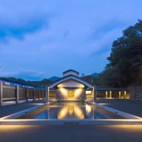 世界遺産 富士山を望む宿 富岳群青