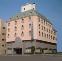 金山プラザホテル