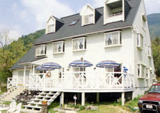 ペンション びわ湖倶楽部