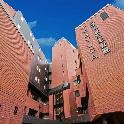 山西福祉記念会館の写真1